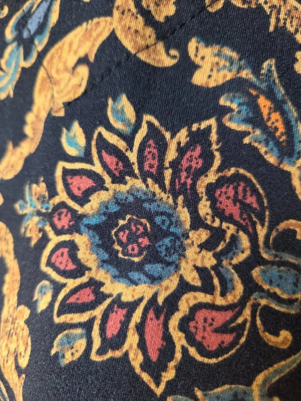 EUC LIKE NEW DAYTRIP DARK ACADEMIA LACED BOHO PRINT LONGSLEEVE TOP SIZE M
